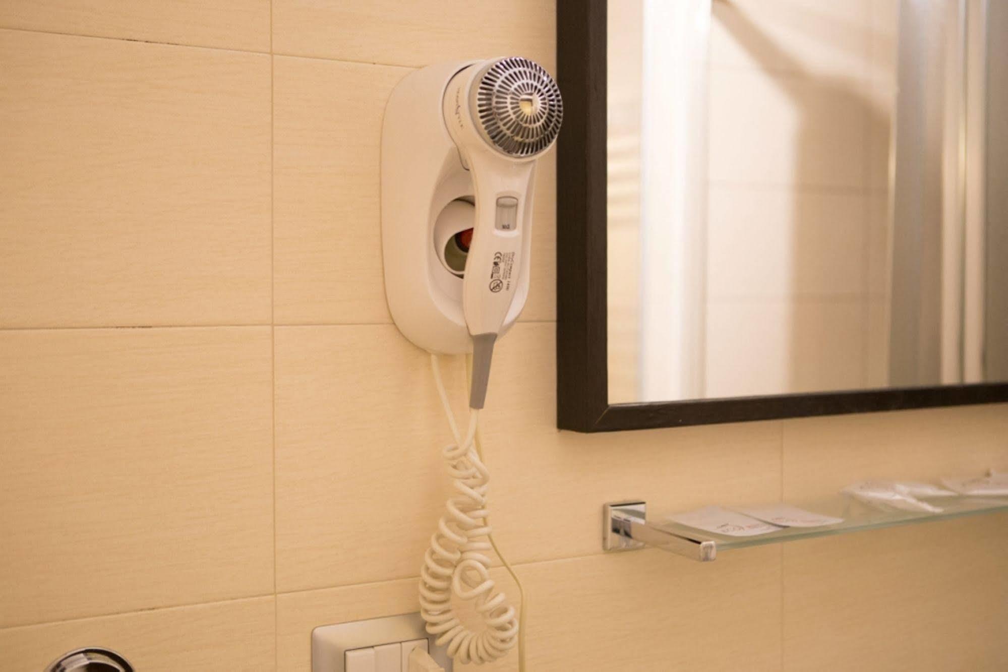 Mikale Rooms Рим Екстер'єр фото