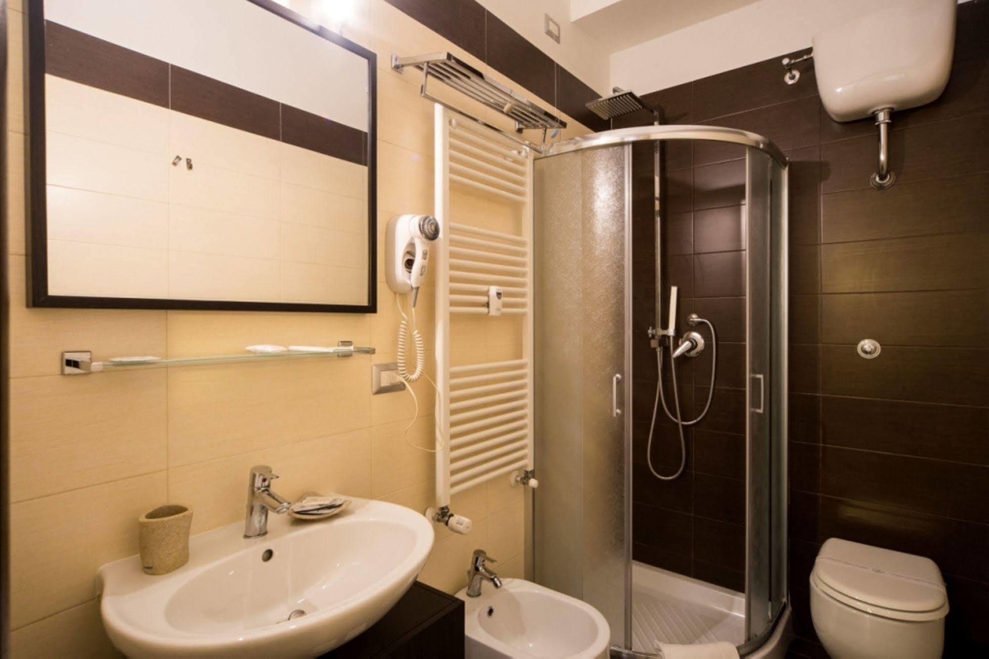 Mikale Rooms Рим Екстер'єр фото
