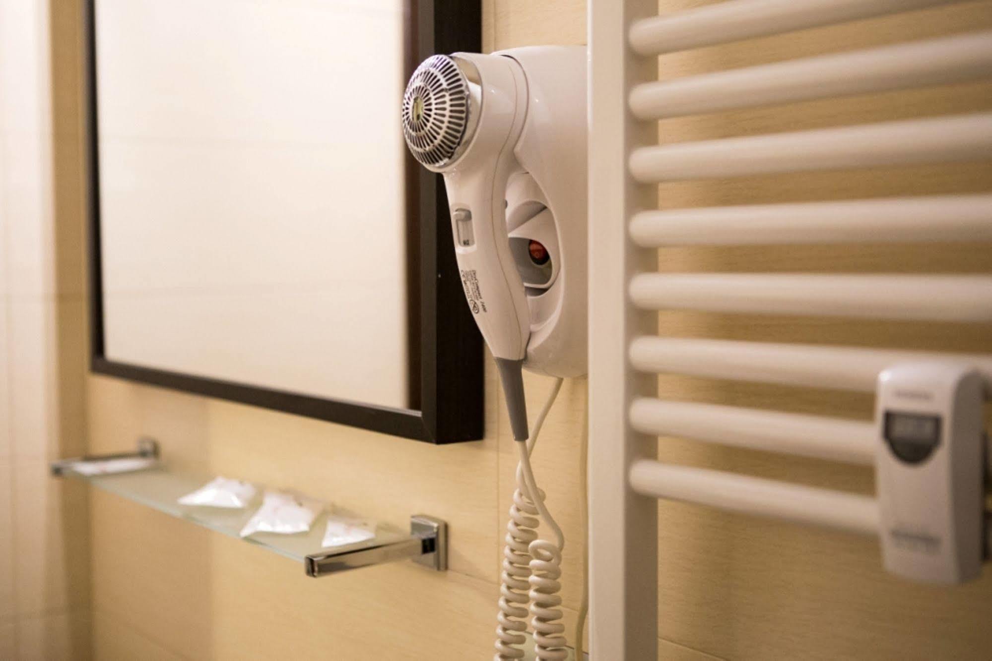 Mikale Rooms Рим Екстер'єр фото