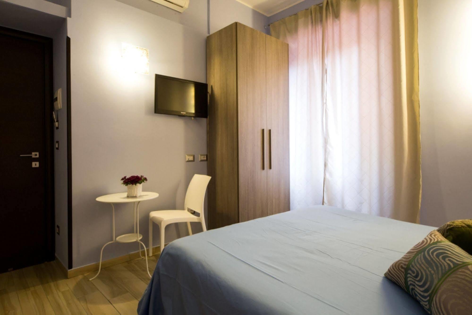 Mikale Rooms Рим Екстер'єр фото