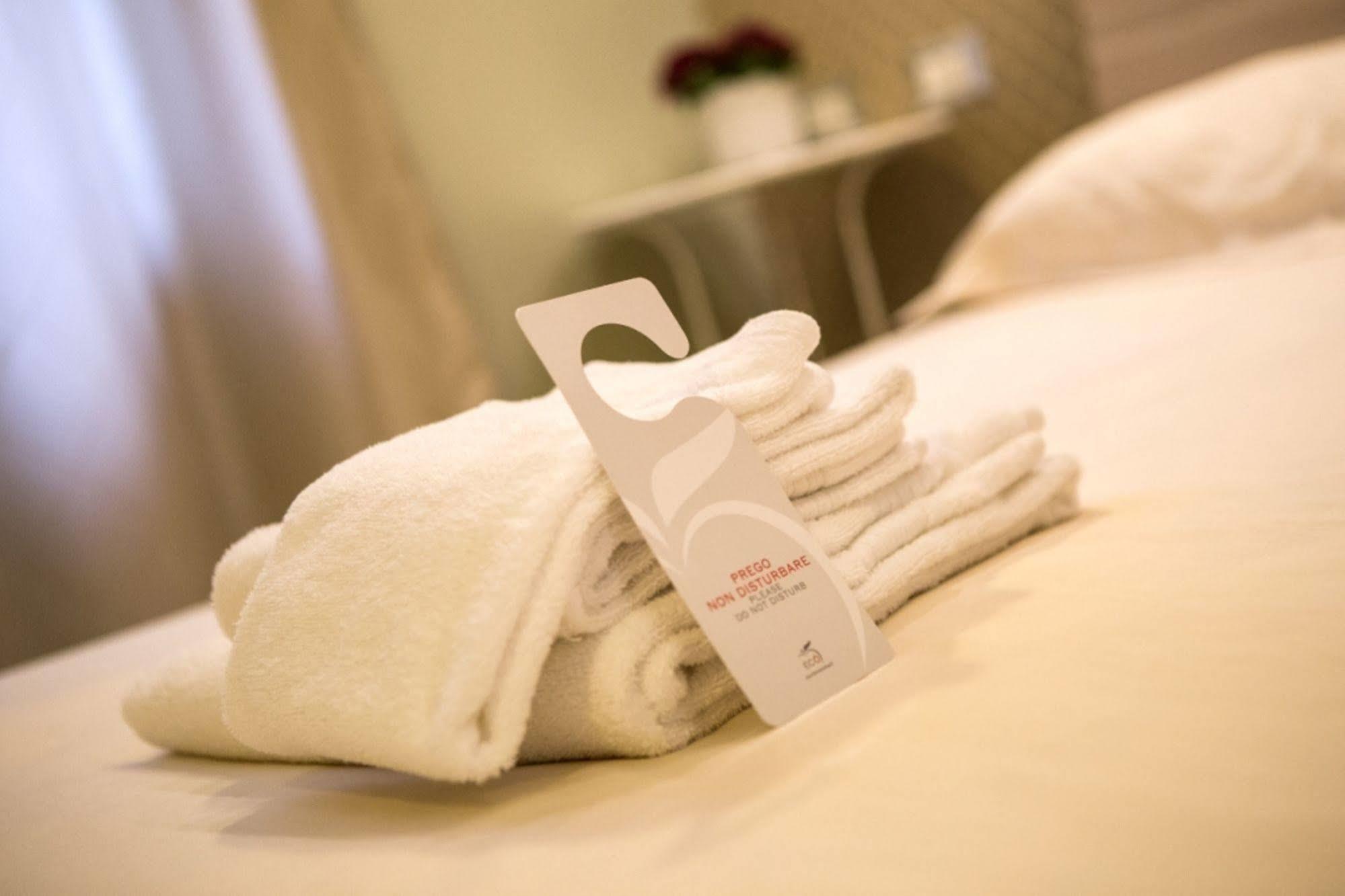 Mikale Rooms Рим Екстер'єр фото